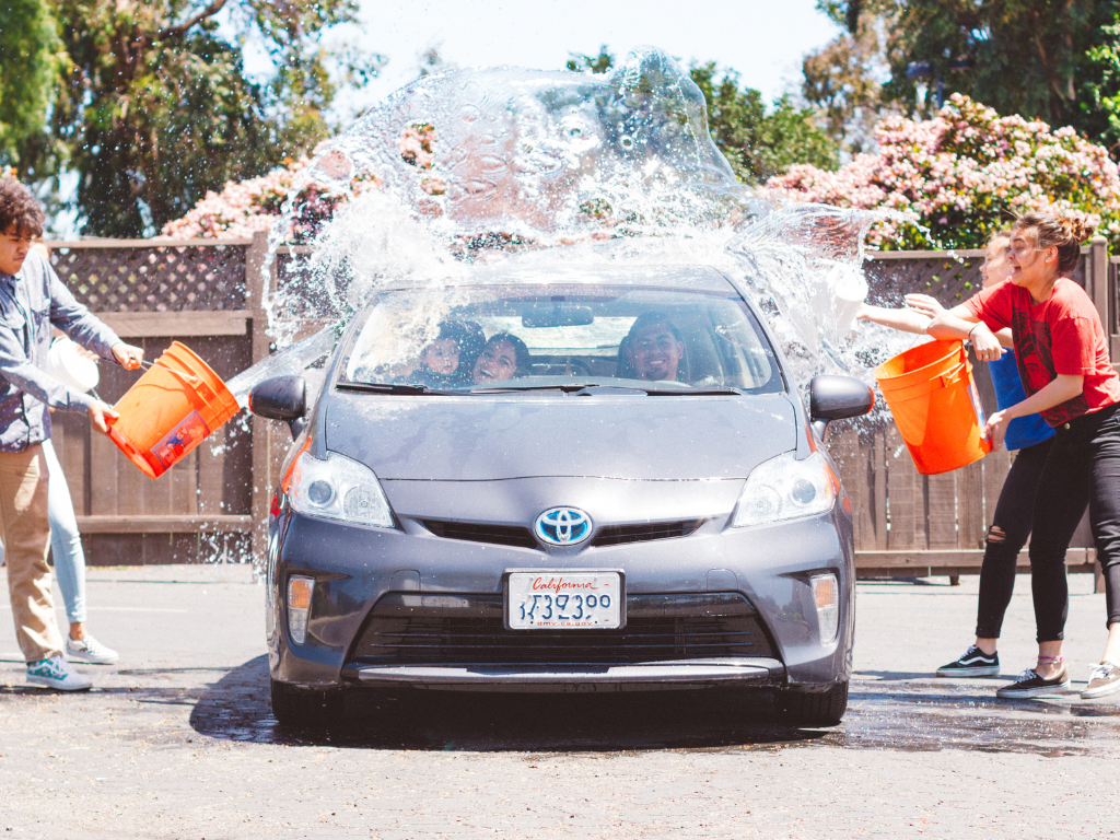 car wash fundraising team