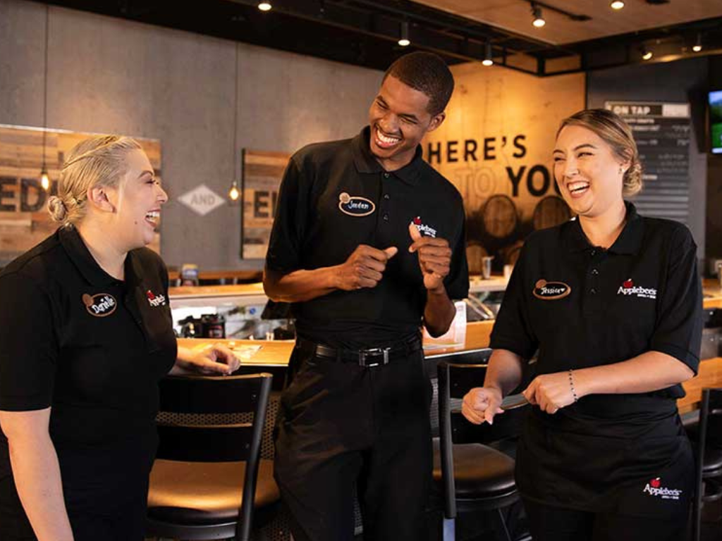 Applebee's servers laughing